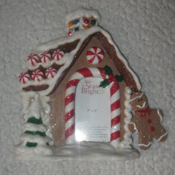 Make the Season Bright Resin Gingerbread House Holiday Christmas Photo Frame - Picture 1 of 2